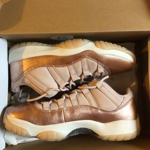 Jordan Retro 11s Rose Gold
